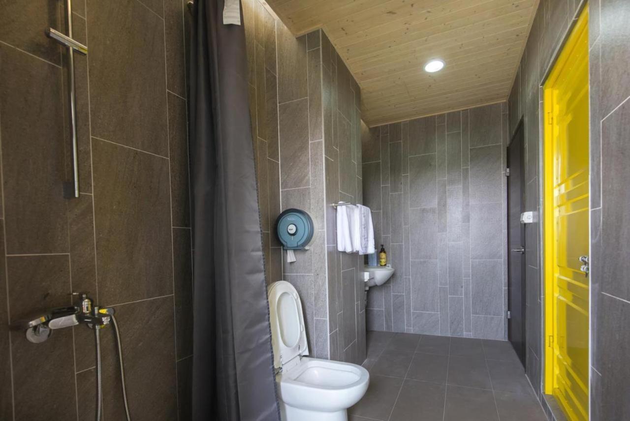 東立方旅宿-East Cube B&B Donggang Dış mekan fotoğraf